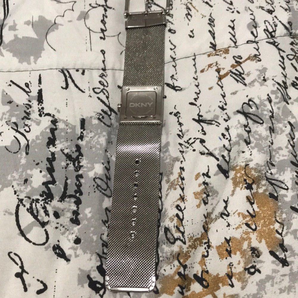Dkny Watch Silver Solid Stainless Watch. - image 3